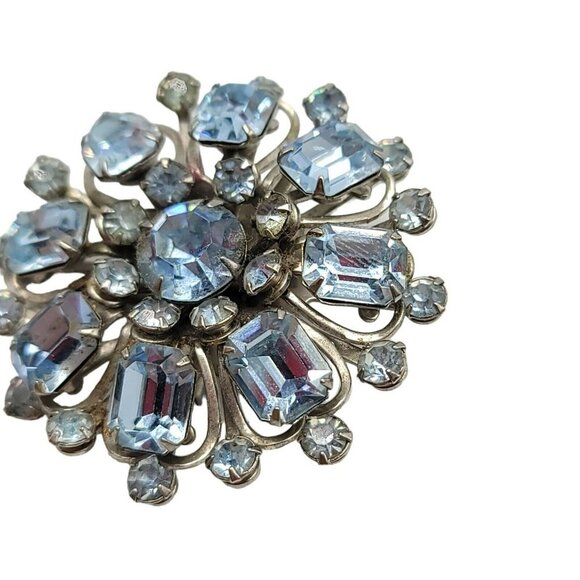 Light Blue Glass Rhinestone Large Flower Silver Tone Vintage Brooch Vintage - Picture 3 of 4